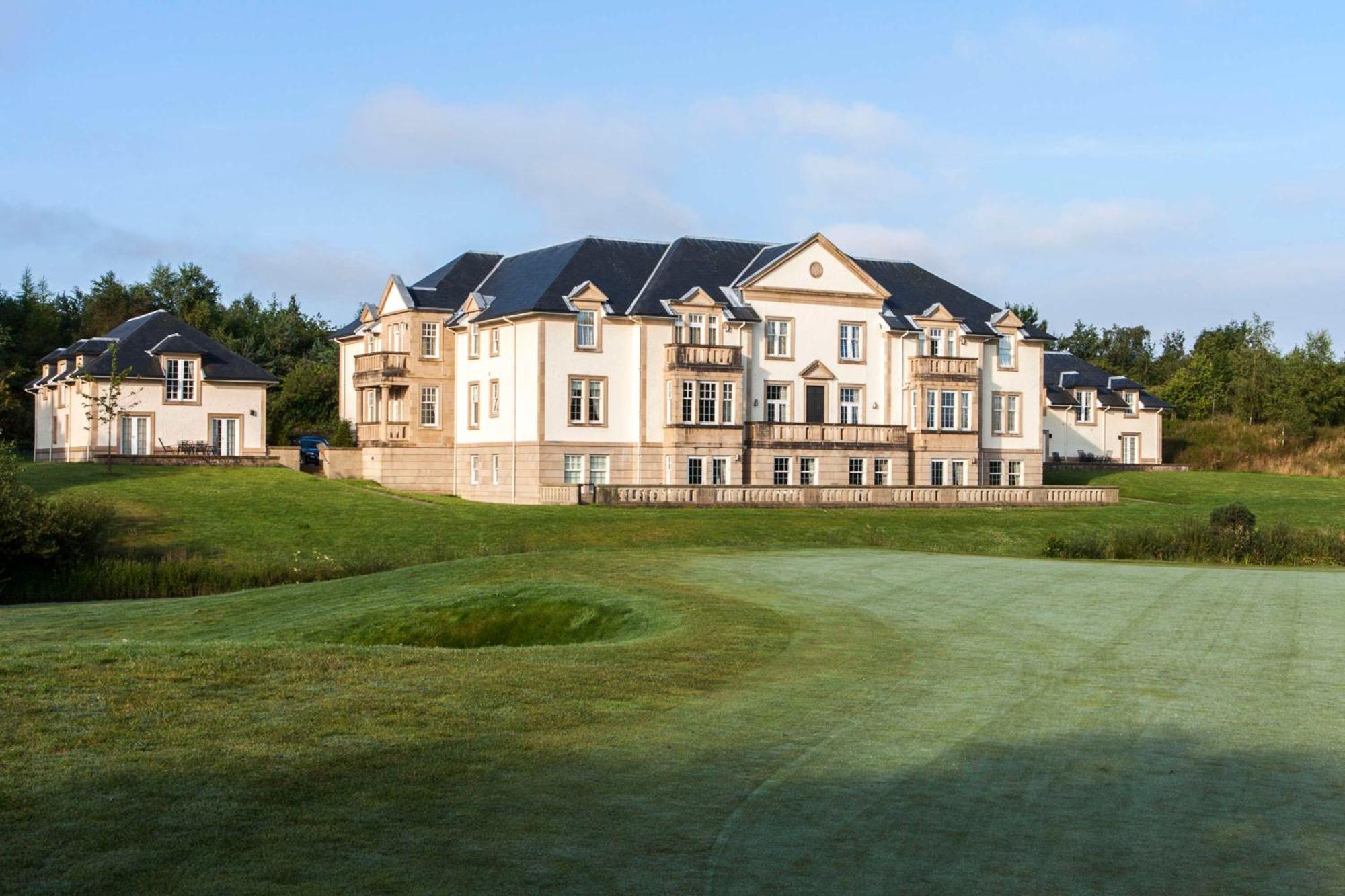 كاميرون هاوس على بحيرة لوموند الإكسندرية المظهر الخارجي الصورة The clubhouse at the 2007 Open Championship